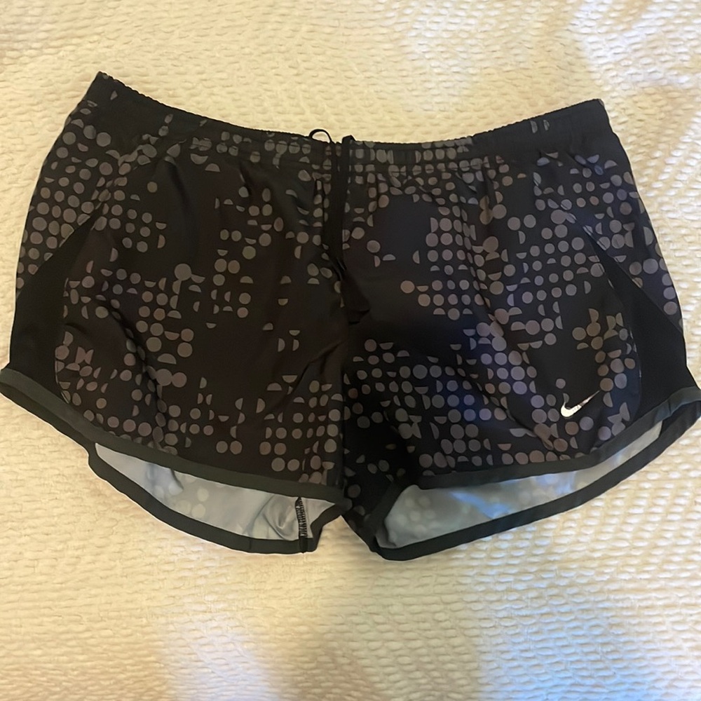 Running shorts